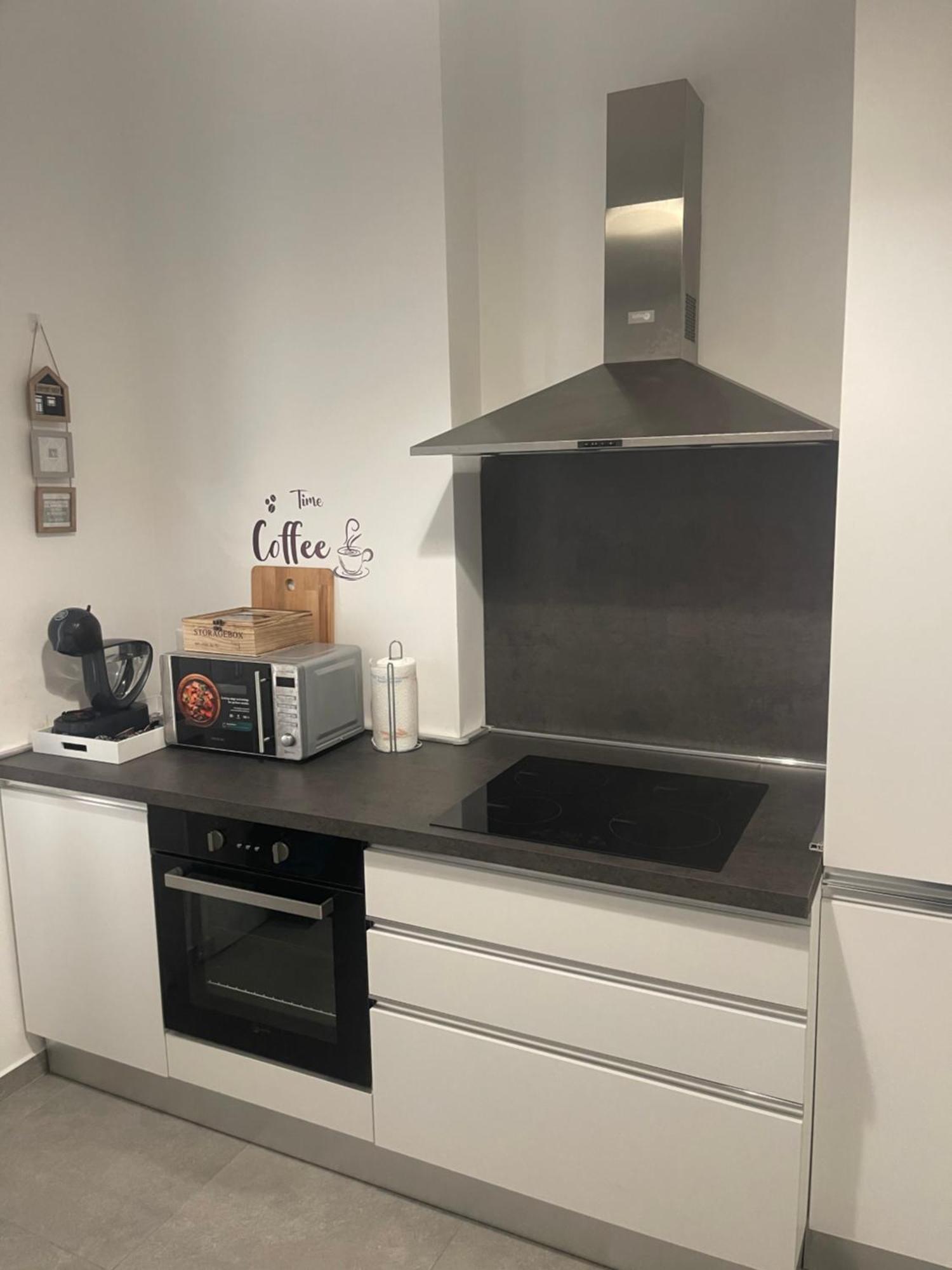 Deluxe Apartment Self Check In Parking Genova Esterno foto