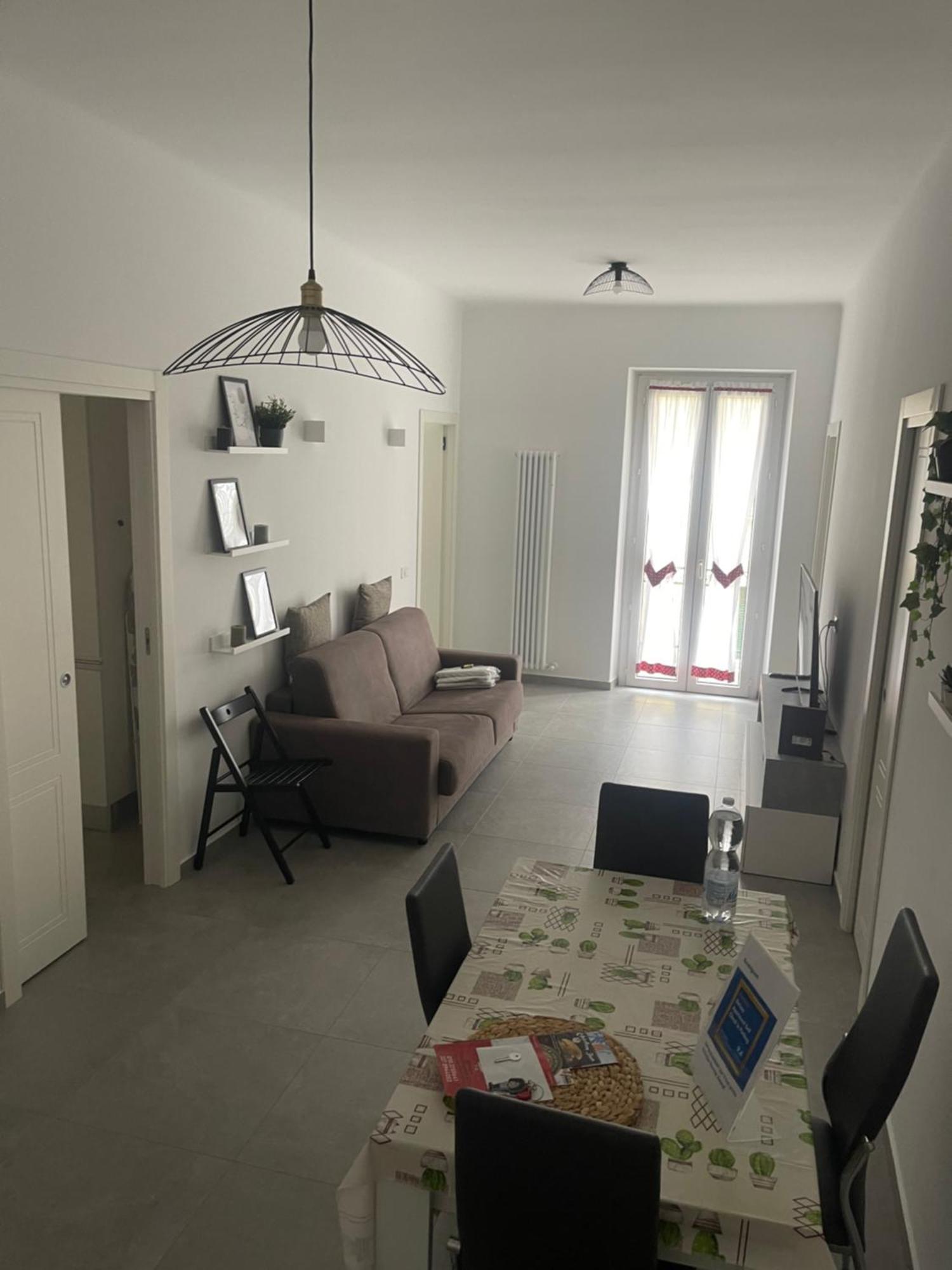 Deluxe Apartment Self Check In Parking Genova Esterno foto